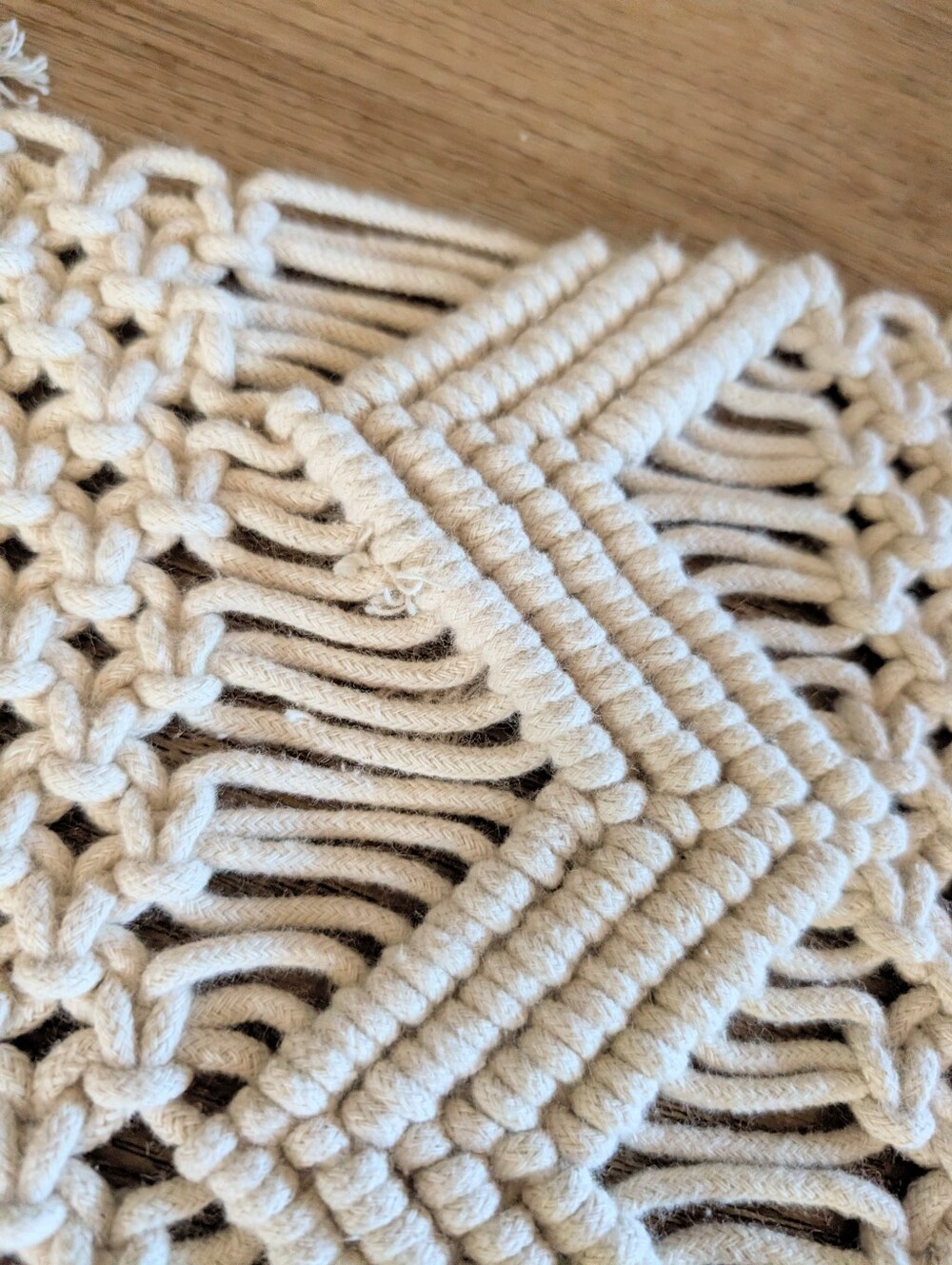 Jute Macrame Table Runner - Picture 3 of 6